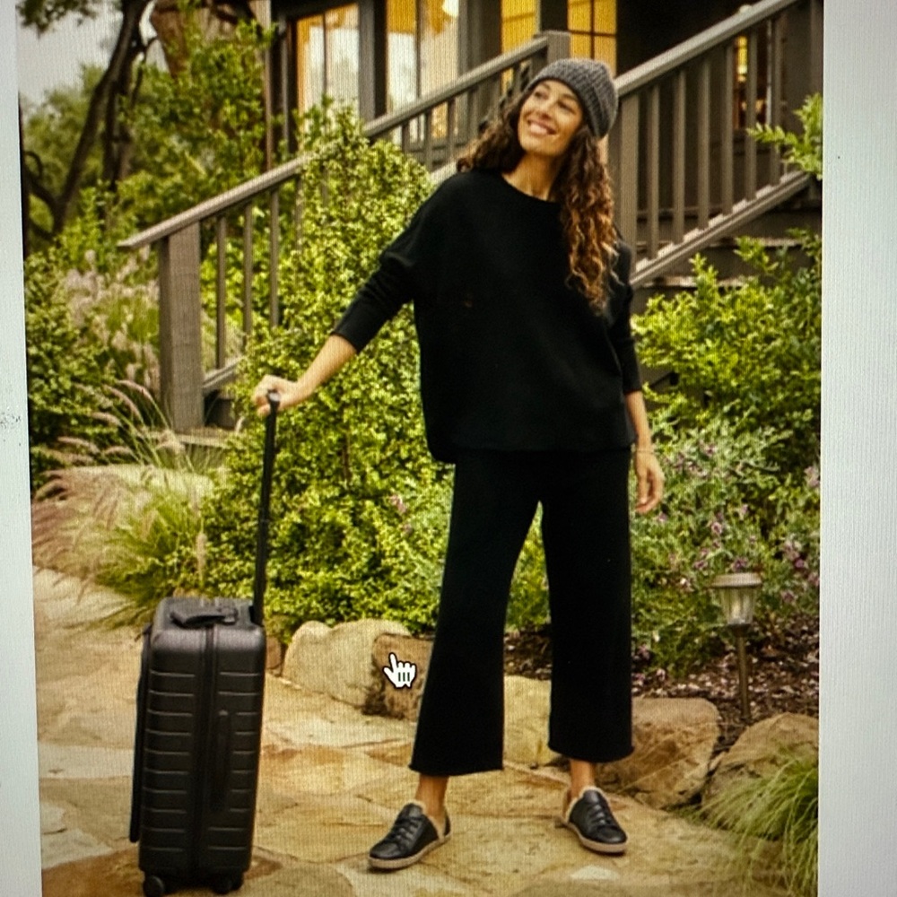 Franks & Eileen Tokyo travel set, size M, perfect condition, in black